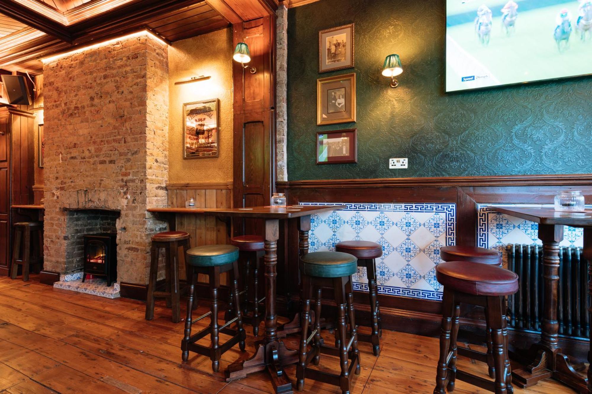 The Crown Pub & Guesthouse Londres Extérieur photo