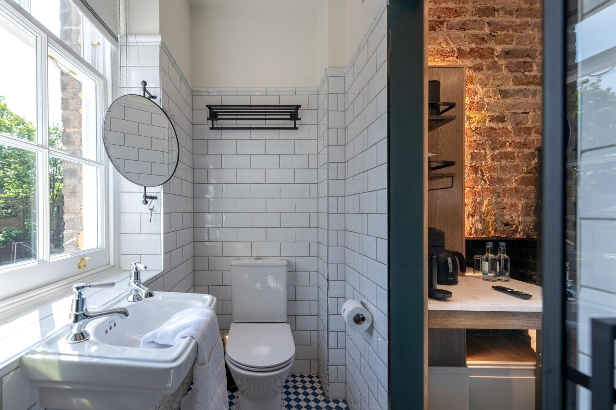 The Crown Pub & Guesthouse Londres Extérieur photo