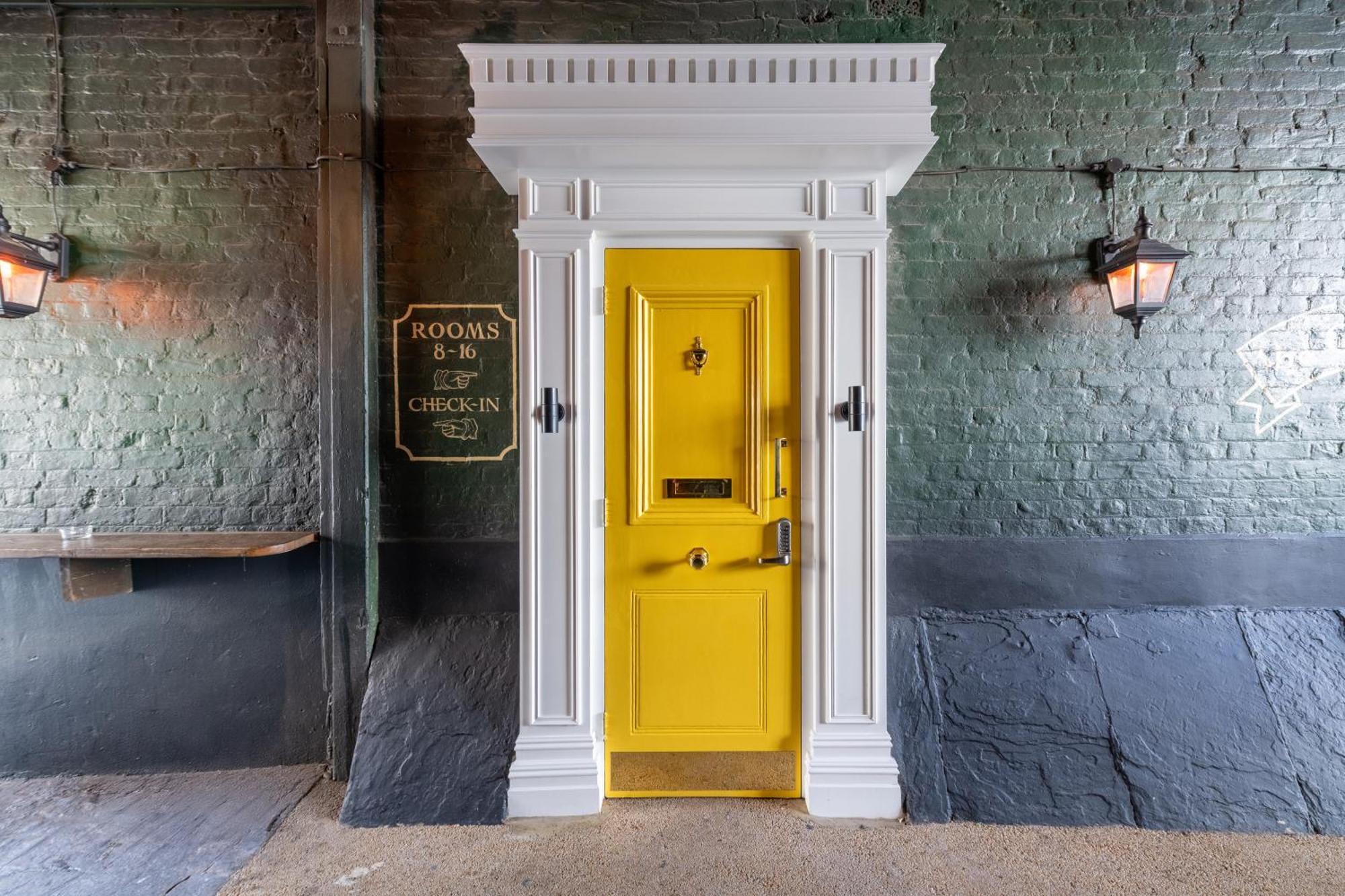 The Crown Pub & Guesthouse Londres Extérieur photo